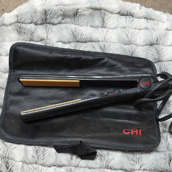 CHI Original Black and Gold Hair Straightener - Picture 1 of 5
